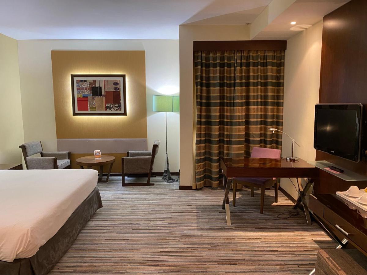 Phoenix Plaza Aparthotel
