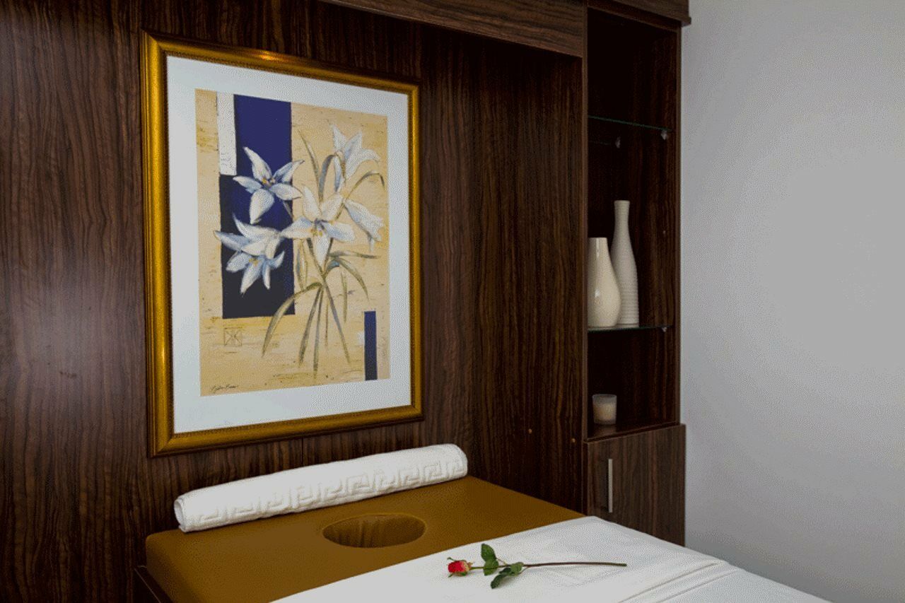 Phoenix Plaza Aparthotel 3*
